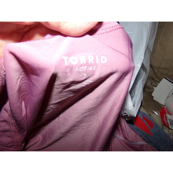 Torrid Active pink lightning tank top 1 reflective on back for running - Picture 5 of 5